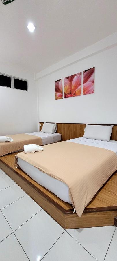 Api-Api Guesthouse Kota Kinabalu Bagian luar foto