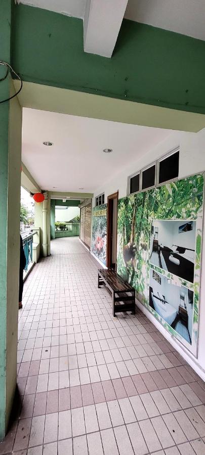Api-Api Guesthouse Kota Kinabalu Bagian luar foto